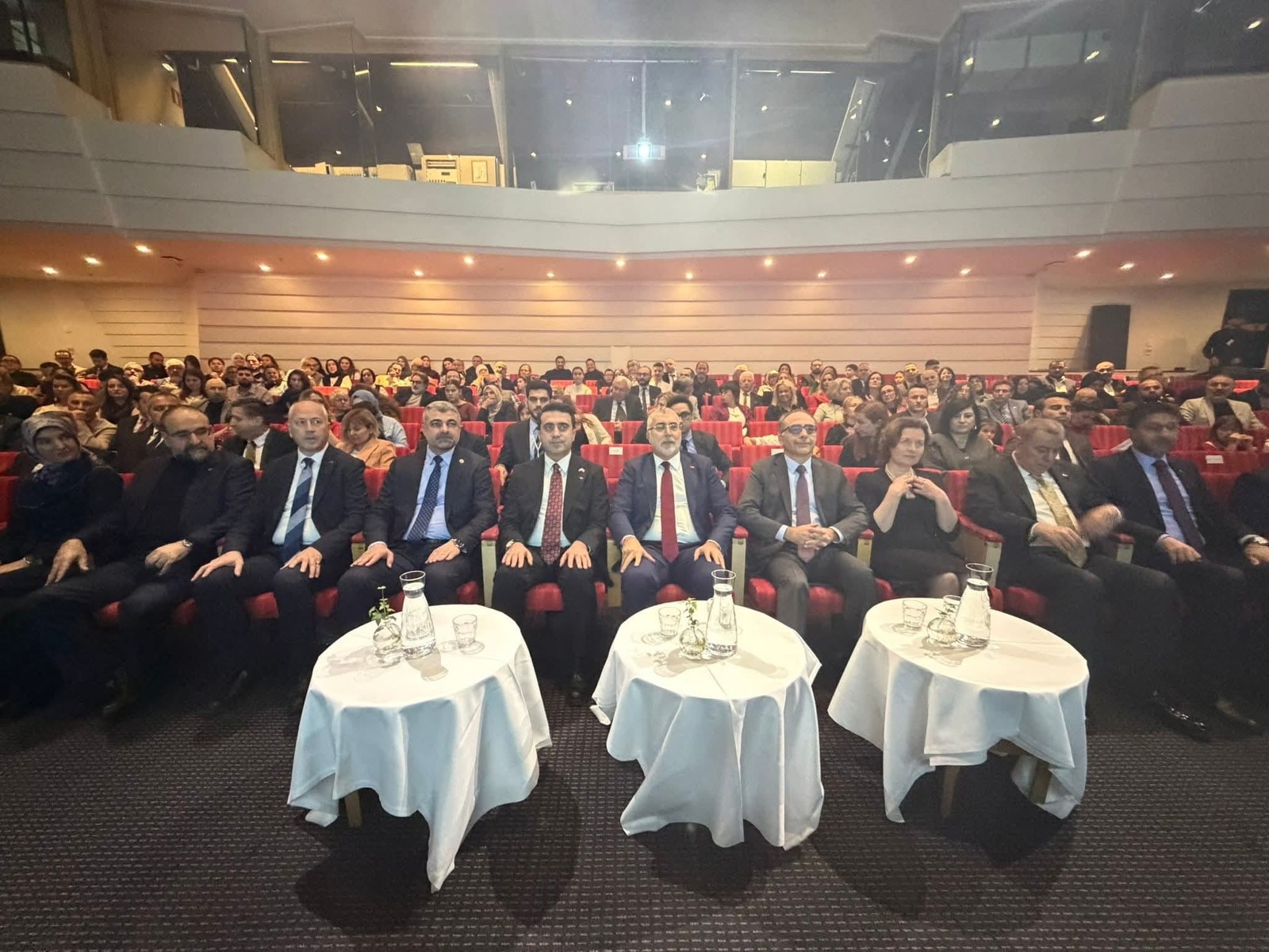 Konferens med partners och inbjudna gäster